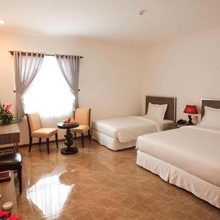 Den Long Do Hotel Nha Trang Buitenkant foto