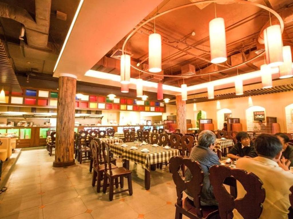 Den Long Do Hotel Nha Trang Buitenkant foto