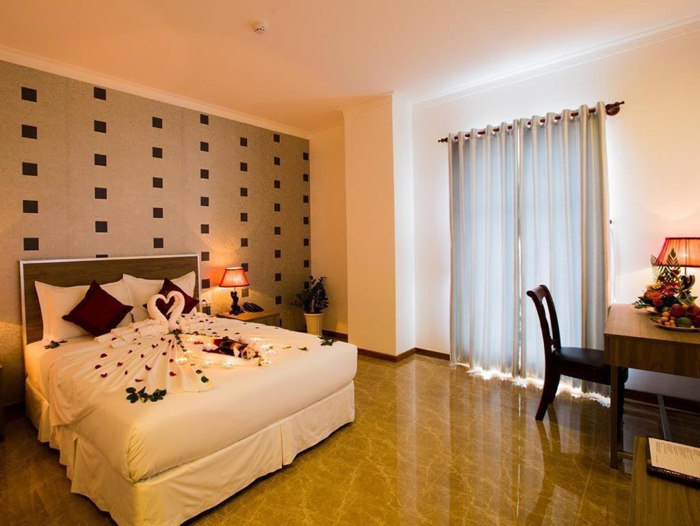 Den Long Do Hotel Nha Trang Buitenkant foto