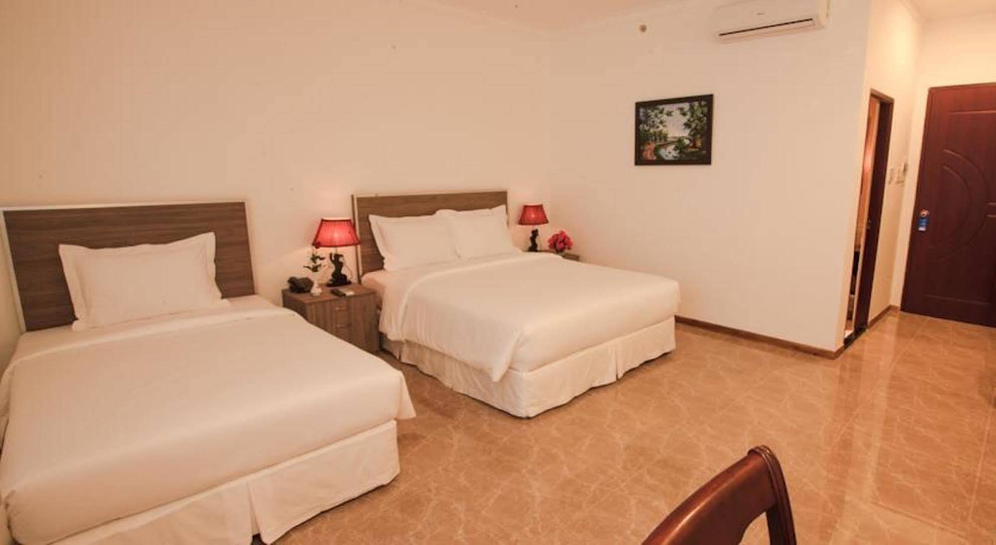 Den Long Do Hotel Nha Trang Buitenkant foto