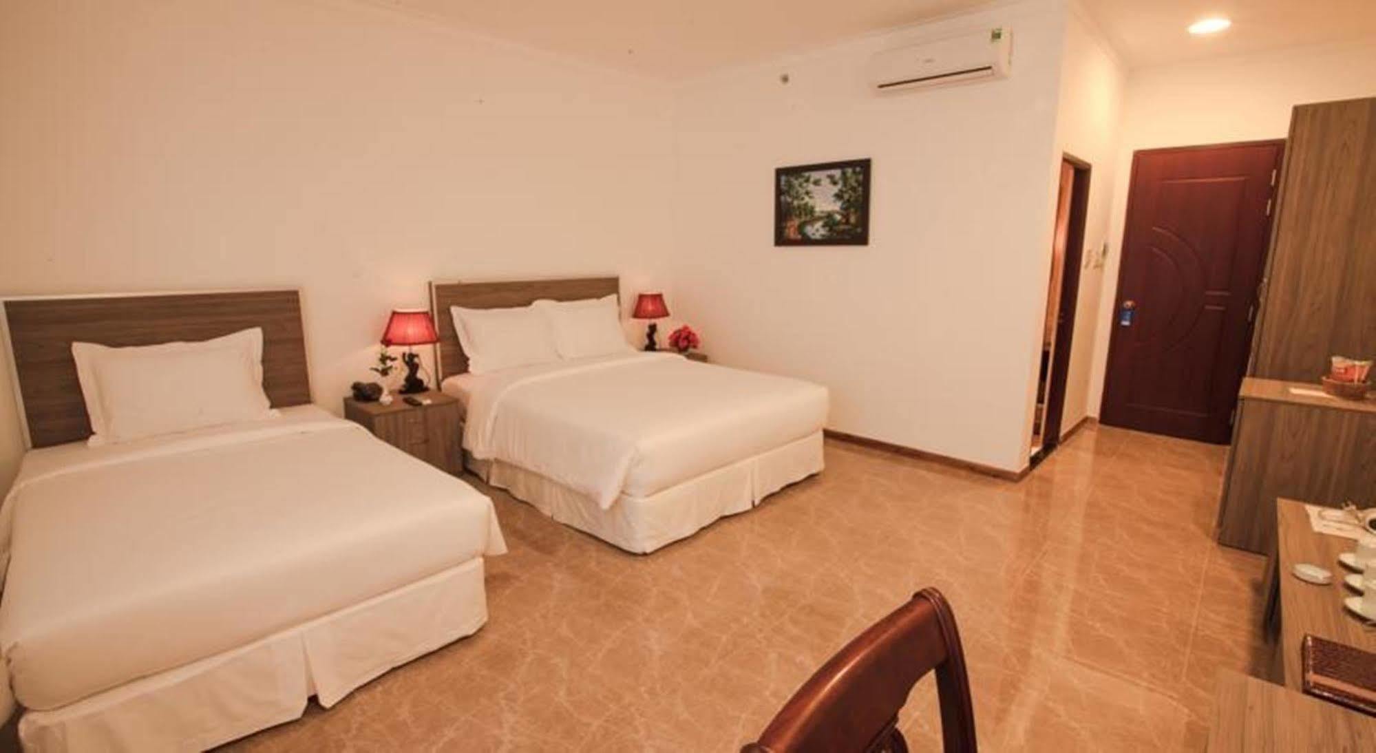 Den Long Do Hotel Nha Trang Buitenkant foto
